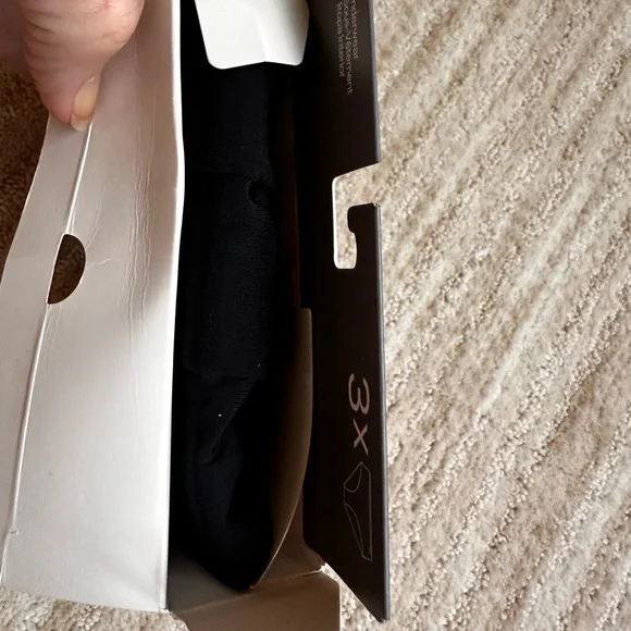 NWT Set of 3 Under Armour Pure Stretch Women's Black No Show Bikini Size Small - Picture 12 of 12